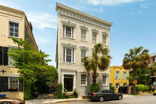62 Society St, Charleston, SC, 29401-1619 | Card Image