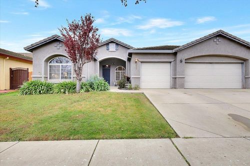 637 Anna Dr, Yuba City, CA, 95993-5007 | Card Image