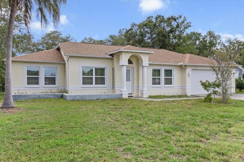 8291 Weeping Willow St, Brooksville, FL, 34613-4895 | Card Image