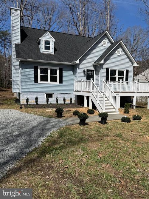 203 Sea Cliff Dr, Ruther Glen, VA, 22546-1516 | Card Image