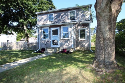 39 Highland Rd, Wareham, MA, 02571-1443 | Card Image
