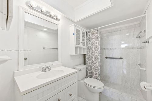 apt-206k-2860 Somerset Dr, Lauderdale Lakes, FL, 33311-9364 | Card Image