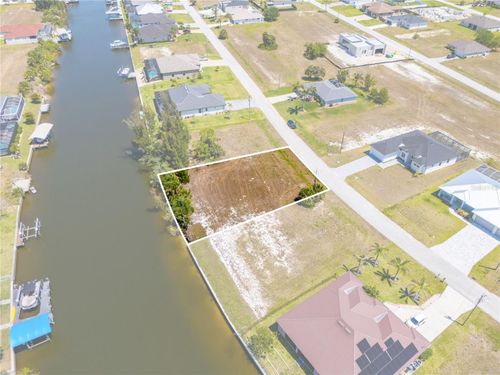 2306 Nw 37th Pl, Cape Coral, FL, 33993-3525 | Card Image