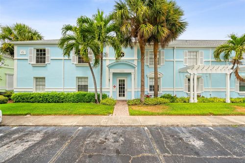 d-5052 Starfish Dr Se, ST PETERSBURG, FL, 33705-4842 | Card Image