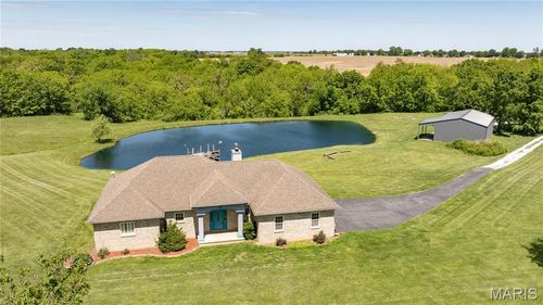 21465 Beaty Mound Road, Jerseyville, IL, 62052 | Card Image
