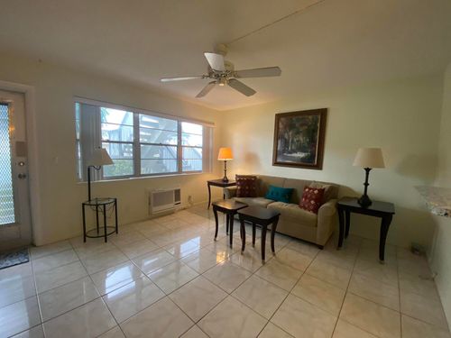 3 Kingswood A, West Palm Beach, FL, 33417-2225 | Card Image