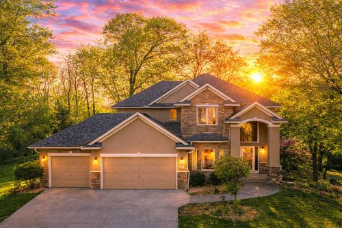 8915 Tewsbury Gate, Maple Grove, MN, 55311-1125 | Card Image