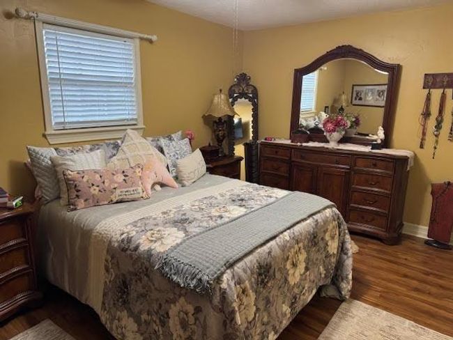 245 E Clover St, House other with 3 bedrooms, 2 bathrooms and 2 parking in Bridge City TX | Image 15