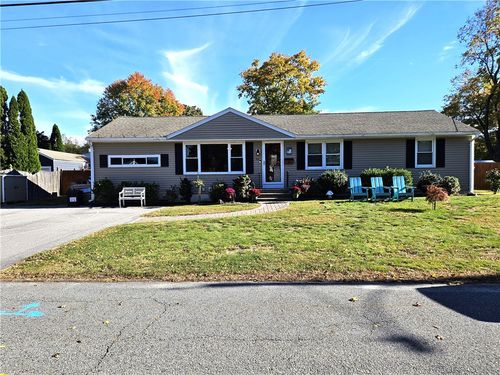 66 Wanton Shippee Rd, East Greenwich, RI, 02818-3028 | Card Image