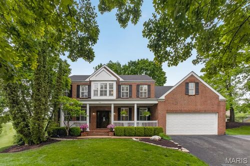 482 Pine Hollow Ct, Ballwin, MO, 63021-6287 | Card Image