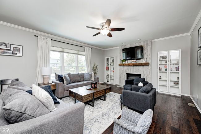 Enjoy the gas log fireplace | Image 5