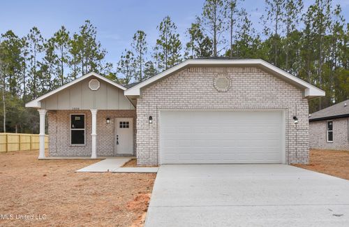1908 Kingslea Dr, Gautier, MS, 39553-1841 | Card Image