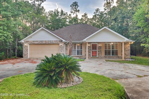 42162 Noma Dr, Diamondhead, MS, 39525-3258 | Card Image