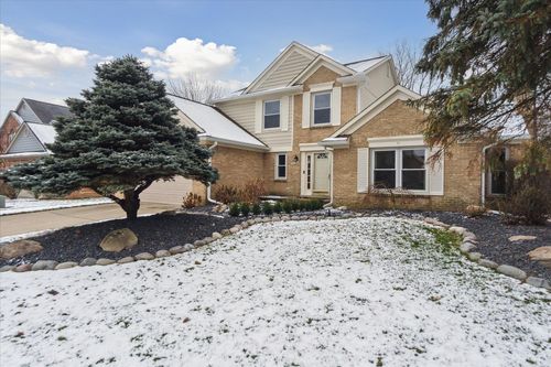 22727 Foxmoor Drive, Novi, MI, 48374 | Card Image