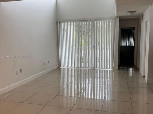 18-4639 Nw 97th Court, Doral, FL, 33178 | Card Image