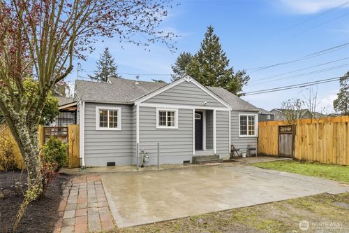 317 Sw 124th Street, Seattle, WA, 98146 | Card Image