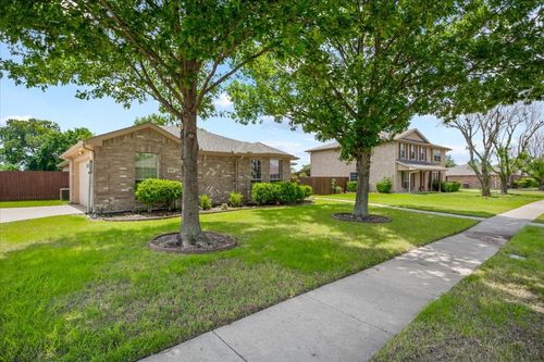 416 Ponderosa Trl, Murphy, TX, 75094-3638 | Card Image