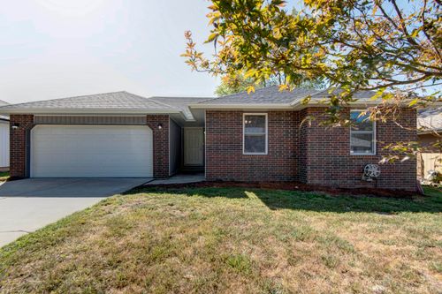 3202 W Calhoun St, Springfield, MO, 65802-1109 | Card Image