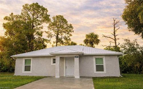 6054 N Moss Cir, Labelle, FL, 33935-5661 | Card Image