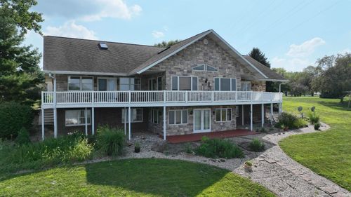 5413 E Fairbanks Ct, Monticello, IN, 47960-1577 | Card Image