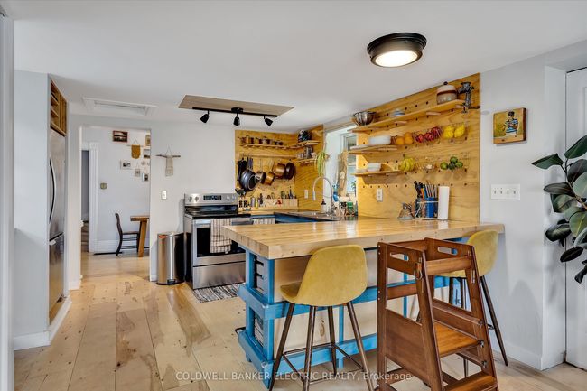 272 Bennet St, House other with 3 bedrooms, 2 bathrooms and 4 parking in Peterborough ON | Image 14