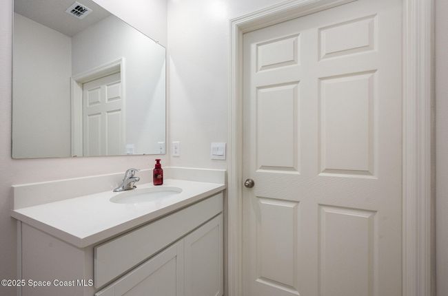 583 Mimosa St Sw, House other with 4 bedrooms, 2 bathrooms and null parking in PALM BAY FL | Image 17