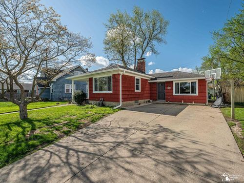 318 E Grove St, Monroe, MI, 48162-7804 | Card Image