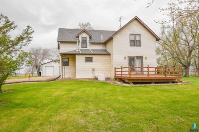 25887 443rd Ave, House other with 3 bedrooms, 1 bathrooms and null parking in Canistota SD | Image 1