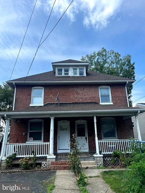 30 Church St, WILLOW GROVE, PA, 19090-3402 | Card Image