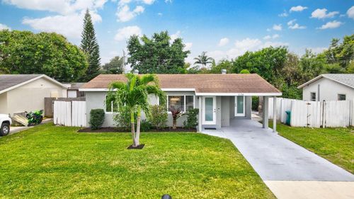 124 Sw 11th Ave, Boynton Beach, FL, 33435-5930 | Card Image
