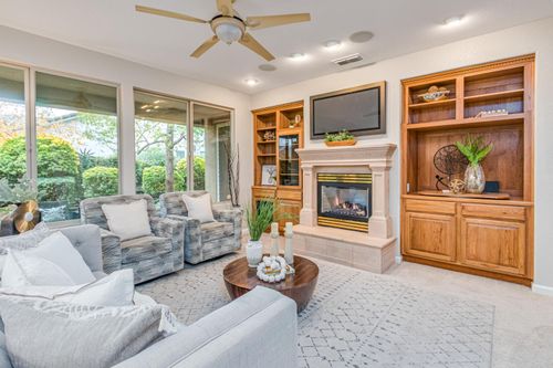 978 Gold Nugget Cir, Lincoln, CA, 95648-8337 | Card Image