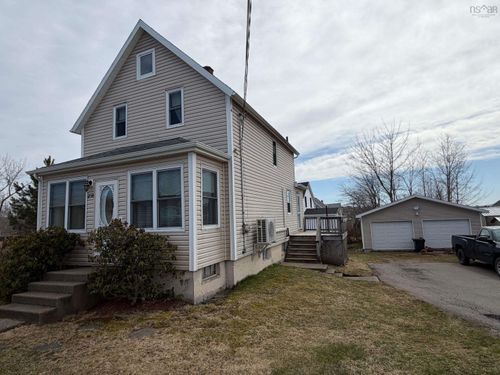 258 Terrace St, Sydney, NS, B1P2M2 | Card Image