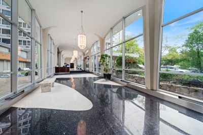 1301 - 4250 N Marine Drive, Condo with 2 bedrooms, 2 bathrooms and 1 parking in Chicago IL | Image 3