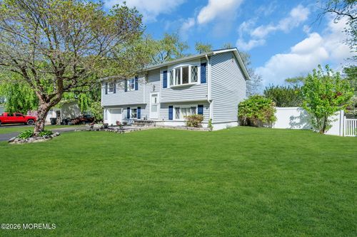 6 Tulip Ct, Jackson, NJ, 08527-1324 | Card Image