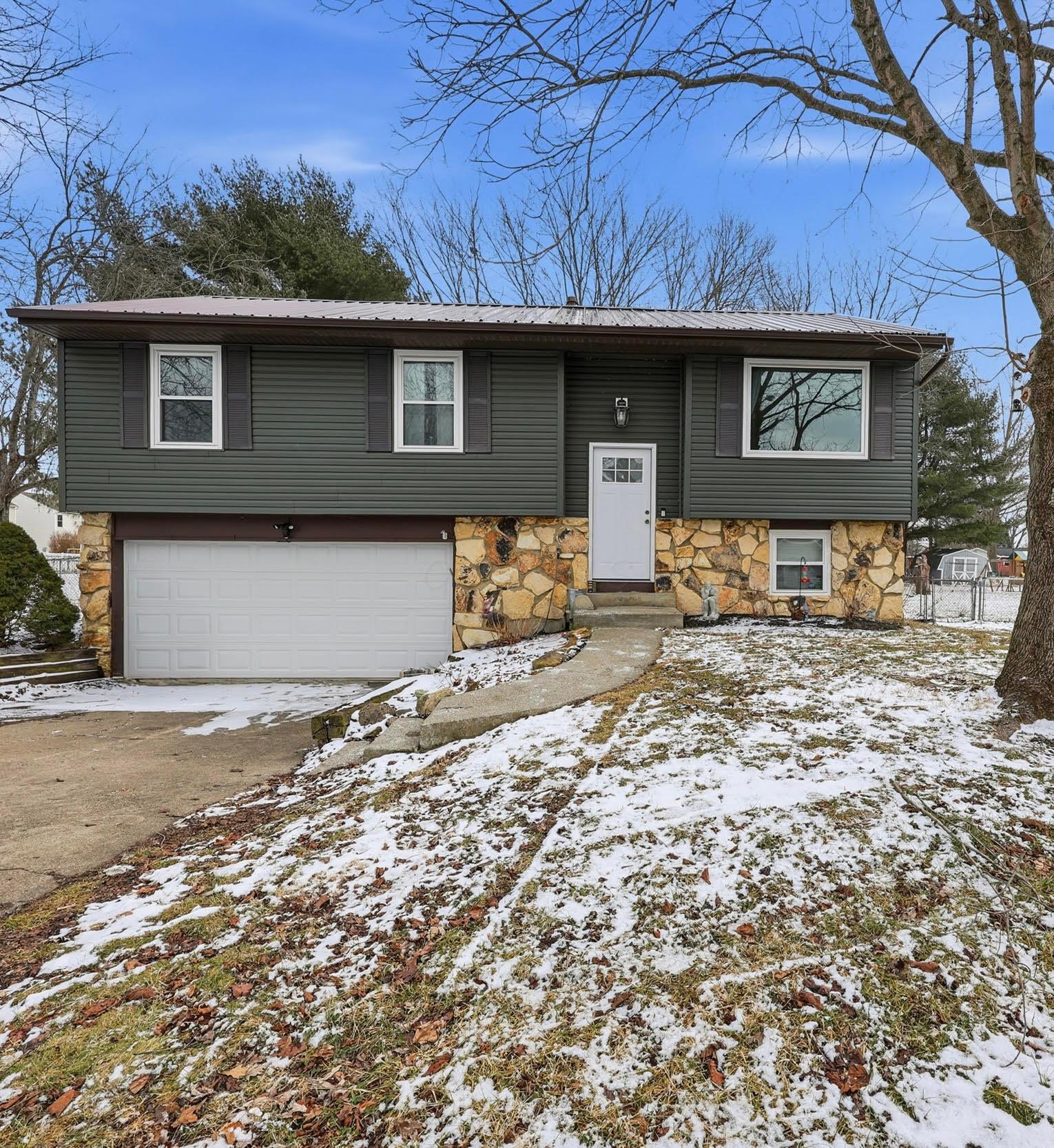 1860 Churchill Downs Rd, For Sale in Newark - eXp Realty