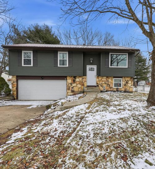 1860 Churchill Downs Rd, Newark, OH, 43055-3336 | Card Image