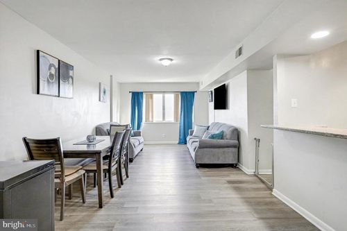 unit-1118-5340 Holmes Run Pkwy, ALEXANDRIA, VA, 22304-2867 | Card Image