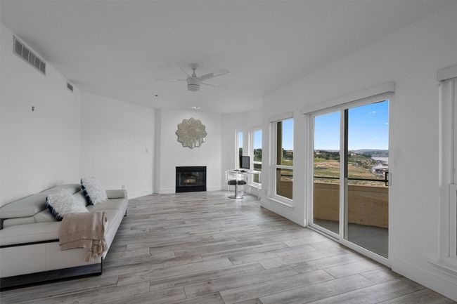 APT-3119 - 3404 American Dr, Condo with 3 bedrooms, 2 bathrooms and null parking in Lago Vista TX | Image 12
