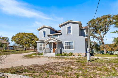 23019 Hilltop Peaks, Elmendorf, TX, 78112-6157 | Card Image