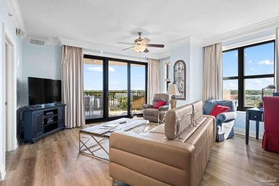 E210 - 10 Harbor Blvd, Condo with 3 bedrooms, 3 bathrooms and null parking in Destin FL | Image 2