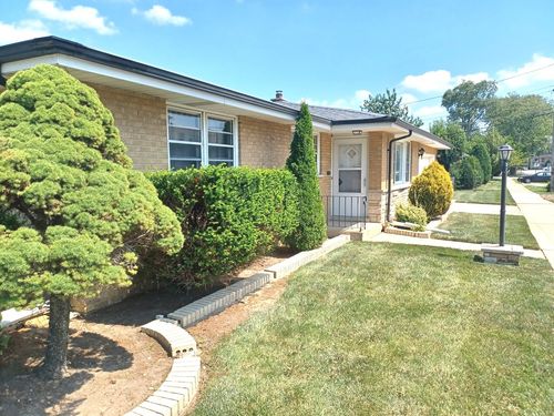 6714 W Lloyd Dr, Worth, IL, 60482-1506 | Card Image