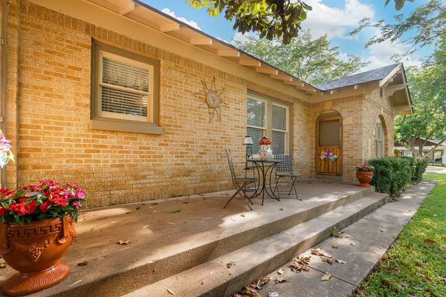 View of patio | Image 27