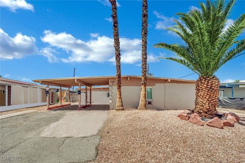 1205 Phillips Ave, Las Vegas, NV, 89104-3434 | Card Image