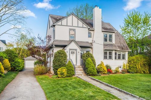 337 Heathcote Road, Scarsdale, NY, 10583 | Card Image