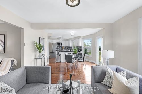 6 Adams Crt, Uxbridge, ON, L9P1G2 | Card Image