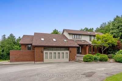 9132 9 Th Line, House other with 3 bedrooms, 4 bathrooms and 17 parking in Norval ON | Image 2