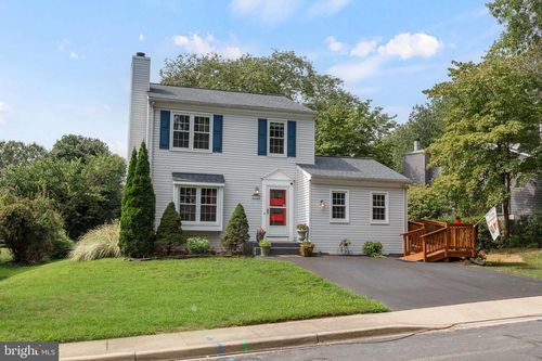 20550 Neerwinder St, GERMANTOWN, MD, 20874-2808 | Card Image