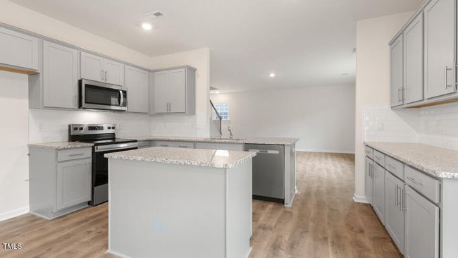 Kitchen | Image 12