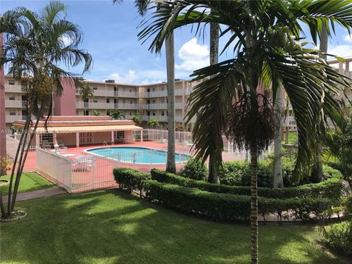 apt-f203-2800 Nw 56th Ave, Lauderhill, FL, 33313-8424 | Card Image
