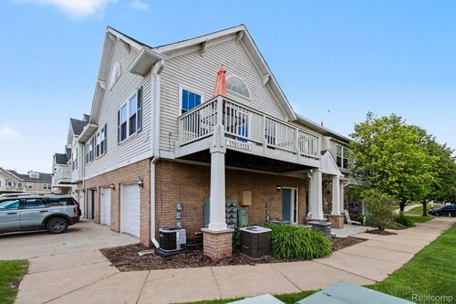 1723 Welland St, Howell, MI, 48855-6450 | Card Image